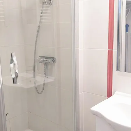 Cosy Pour 2 Personnes Avec Balcon Aux Adrets-prapoutel - Fr-1-557-130 Apartment Les Adrets